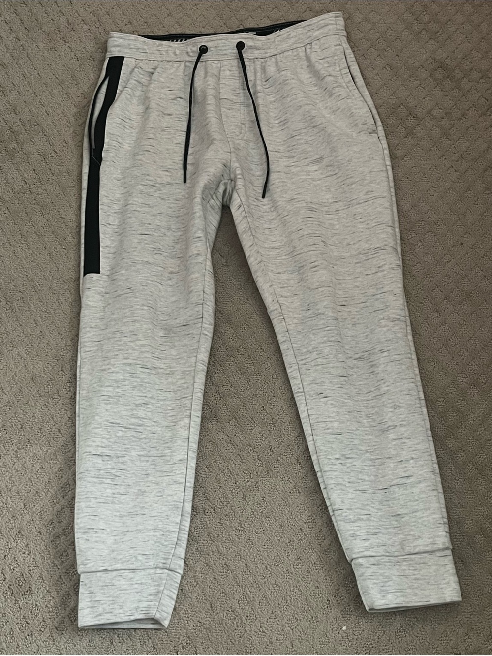 American Eagle Gray Joggers. Athleisure. Performance. Comfy. Cozy. Streetware.